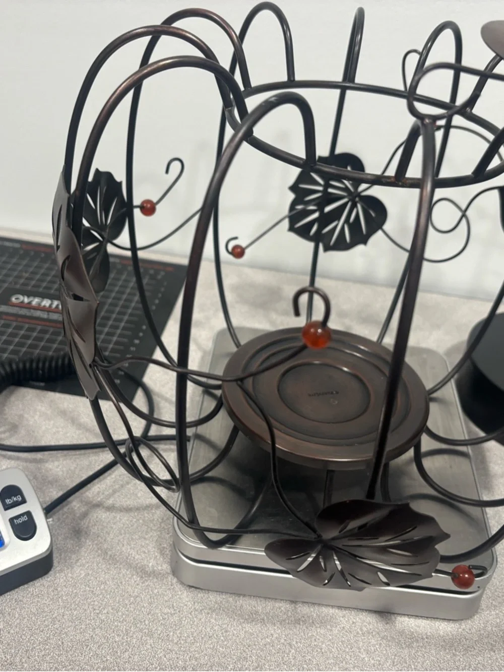 Decorative Black Metal Leaf Candle Holder by Partylite - Picture 12 of 12